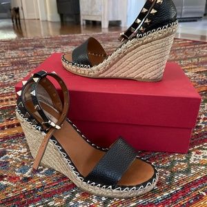 Valentino Garavani Rockstud Espadrille Wedge Sandal